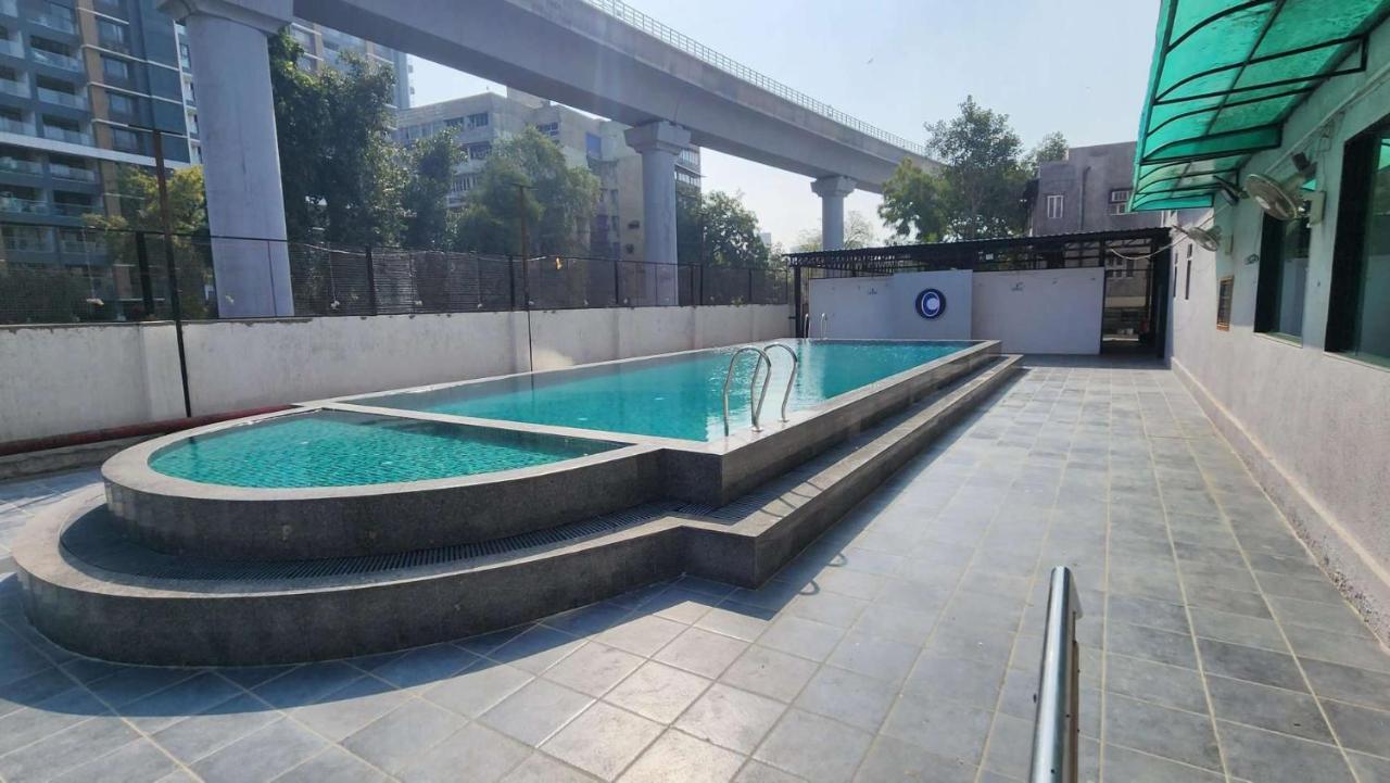 Apricot Hotel , Ahmedabad Exterior foto